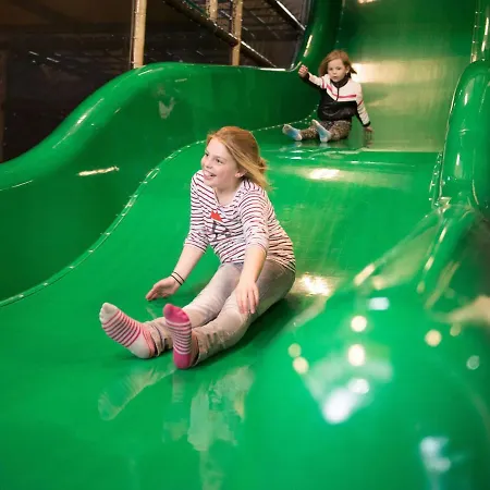 בית נופש Holiday Europarcs De Wije Werelt-3 *